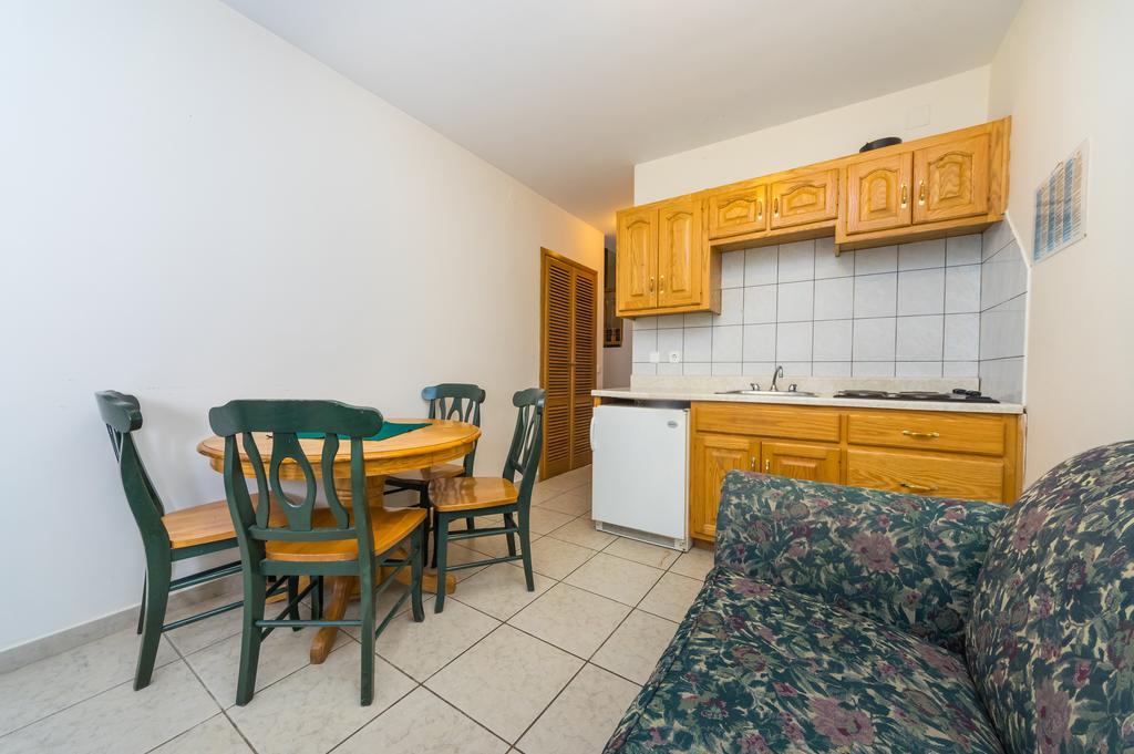 Guest House Golden Shell 1 Murter Room photo